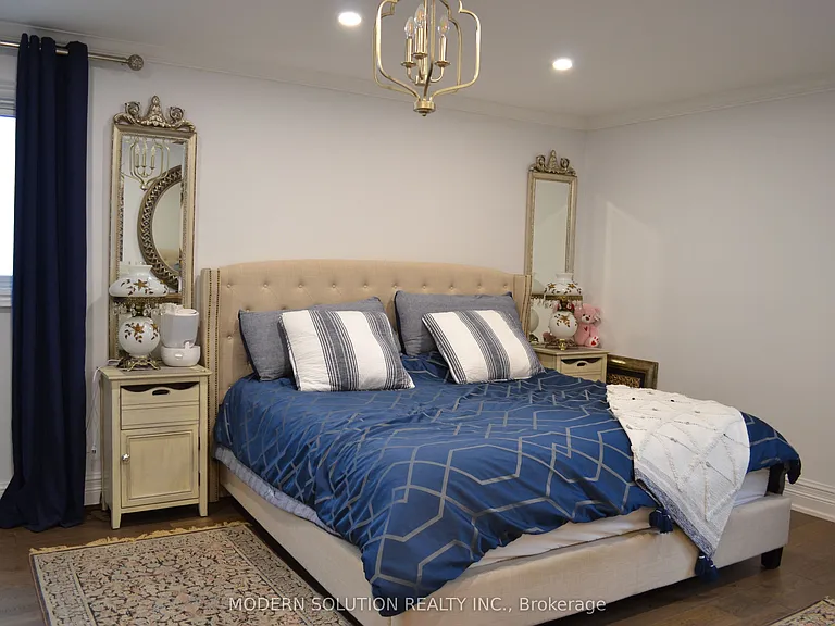 65 Manning Cres — Photo 18