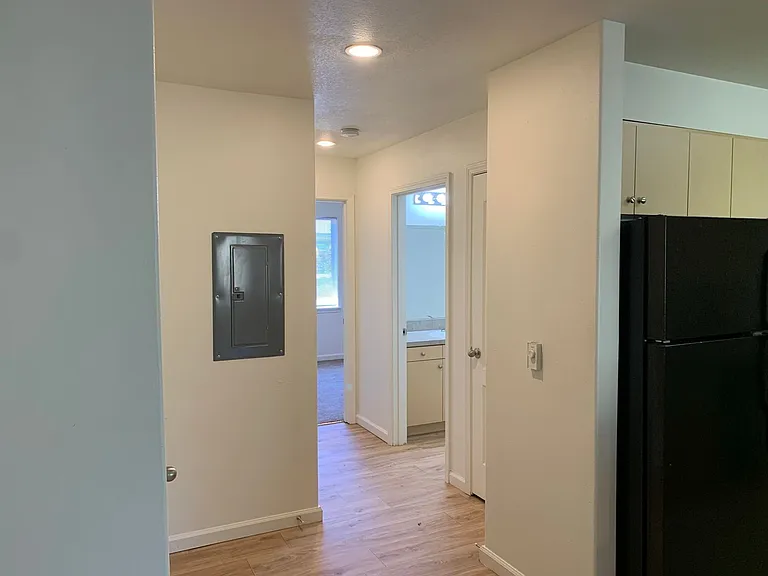 Falcon Ridge Apartments — Photo 12