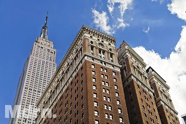 Rented by Mdrn Residential | media 32