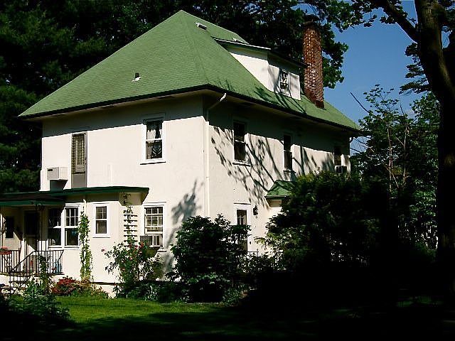 1st image of 100 Sycamore Ave
