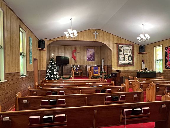 3rd image of 209 S Main St