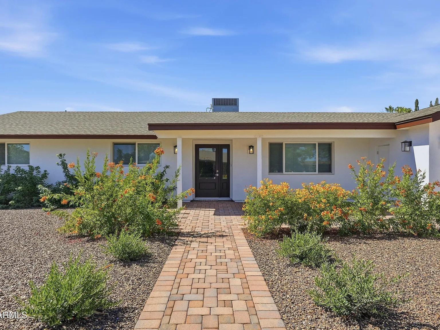 3 bed, 1965 sqft, $2,795 — Photo 4
