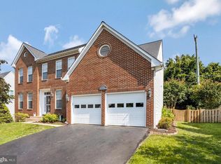 7721 White Willow Ct, Springfield, VA 22153
