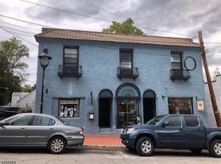9 Highland Pl APT 5, Maplewood, NJ 07040