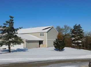 5098 Hermitage Trl, Rockford, IL 61114