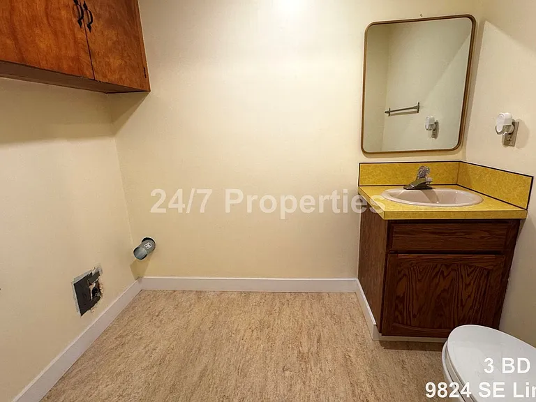 9824 SE Lincoln St — Photo 19