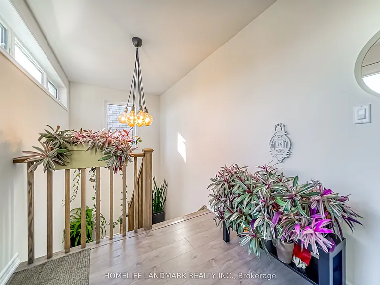 294 Valermo Dr — Photo 20
