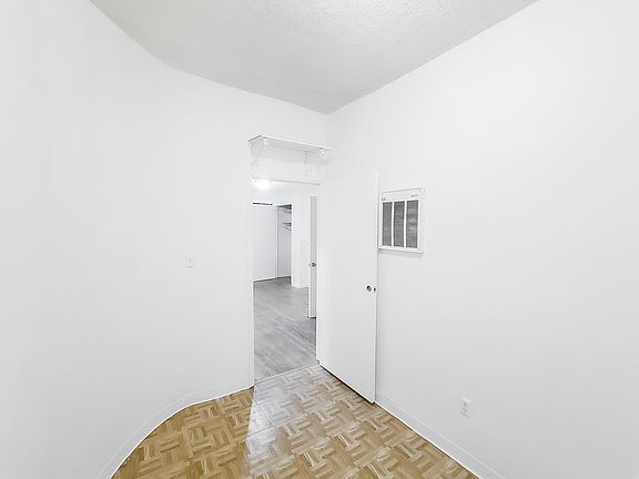 5th image of 729 9th Ave