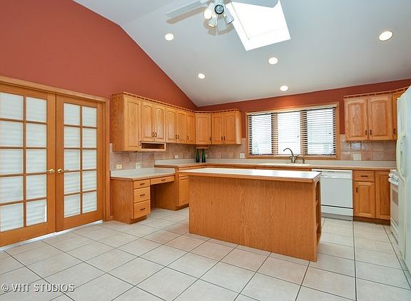 4th image of 18306 Cottonwood Dr
