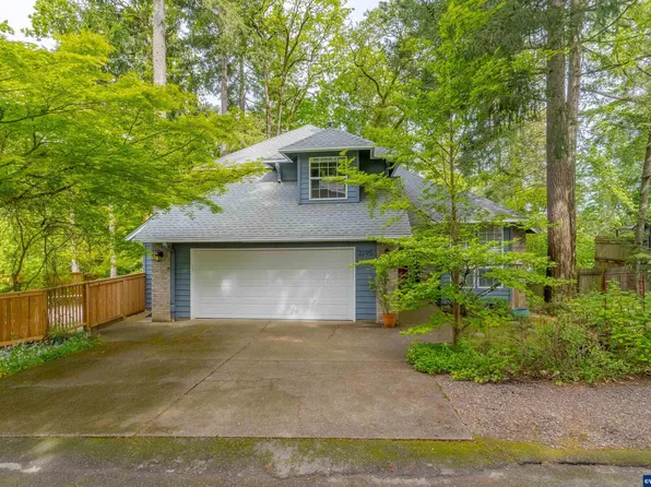 2295 Cricket Ct S, Salem, OR 97302