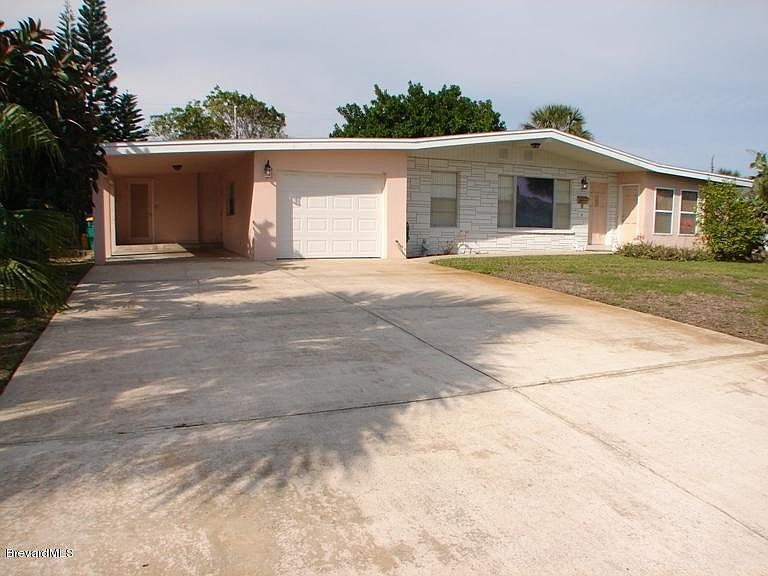 1st image of 1122 Seminole Dr
