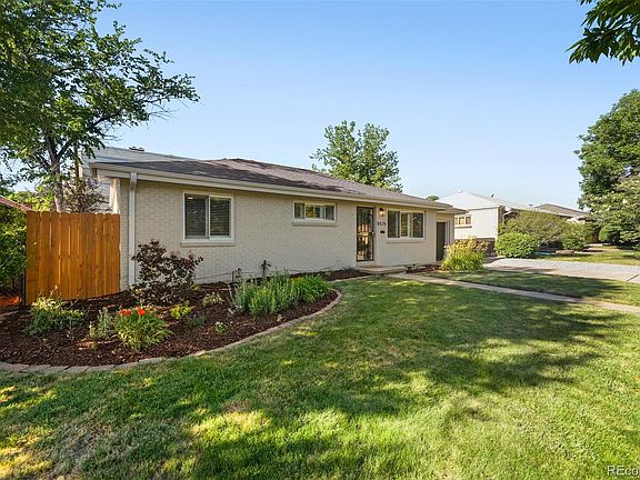 4th image of 5525 E Amherst Avenue