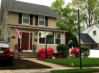 74 Bell Pl, Bergenfield, NJ 07621