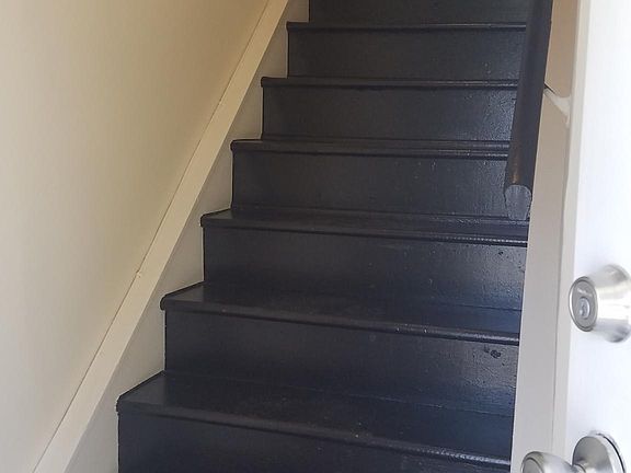 Steps to Second Floor Apartment