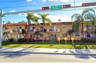 9828 N Kendall Dr, Miami, FL 33176