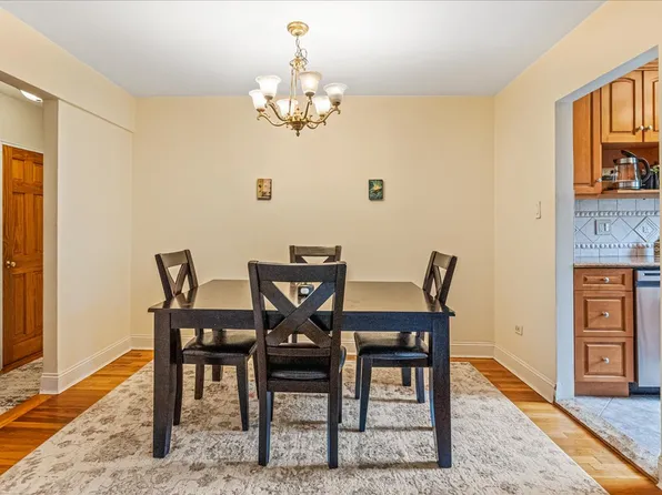 67-12 Yellowston Boulevard image 9 of 18