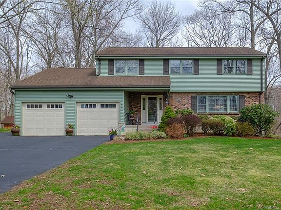 2nd image of 128 Deerfield Dr