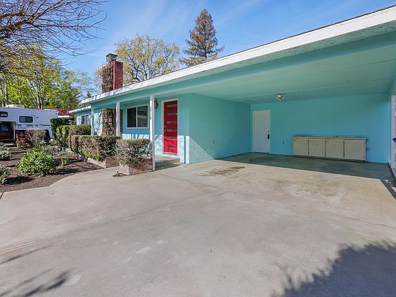 5th image of 2718 E College Ave