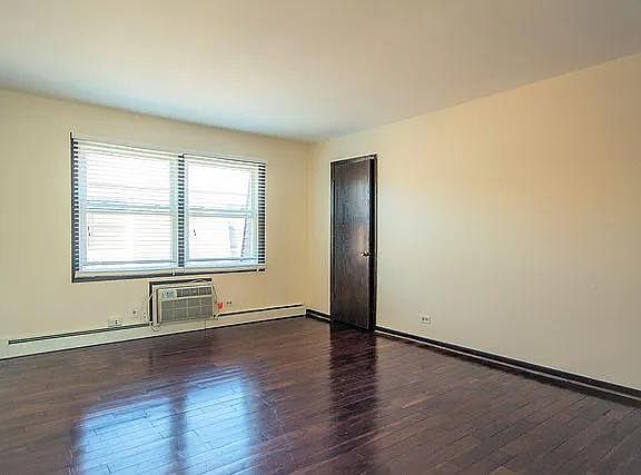 5th image of 127 S Whispering Hills Dr APT C1