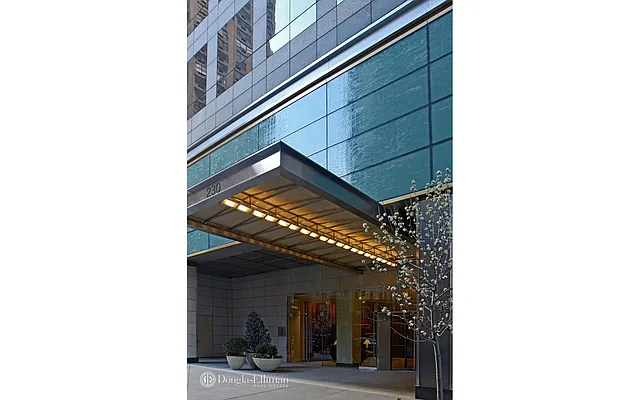 Rented by Douglas Elliman | media 32