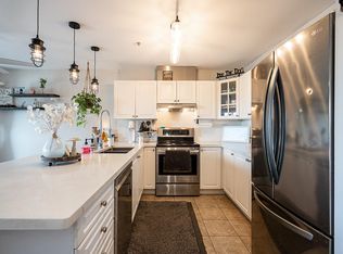 6390 196th St #408, Langley, BC V2Y1J2