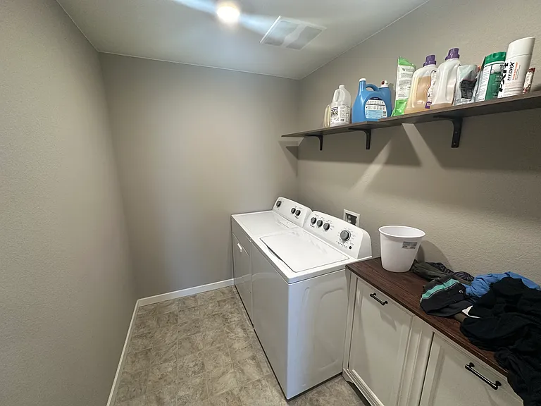 4527 Beauforts Dr — Photo 13