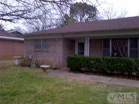 1st image of 213 Revere Dr