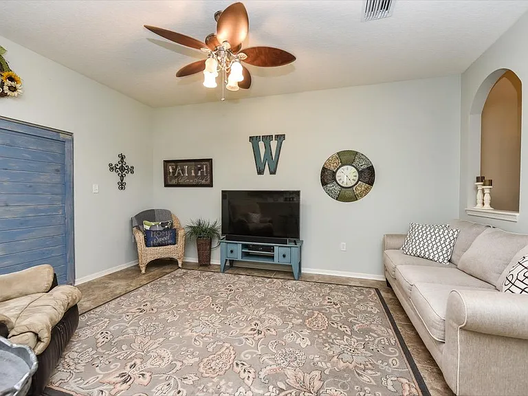 3413 Parkridge Cir — Photo 12