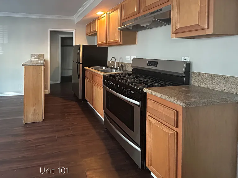 7510 Hollywood Blvd. Apartments — Photo 19