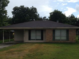 621 Mill Ave, Lake Arthur, LA 70549