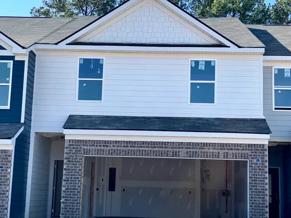 5435 Biltmore Dr, Atlanta, GA 30349