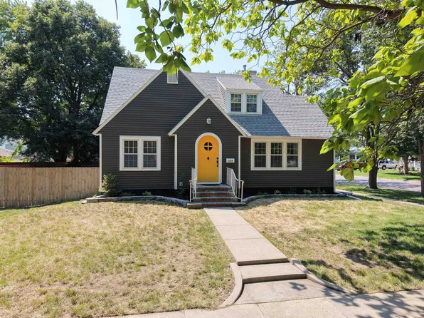 2220 7th Ave, Kearney, NE 68845