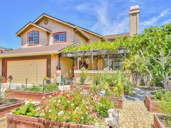 1613 Boston St, Salinas, CA 93906