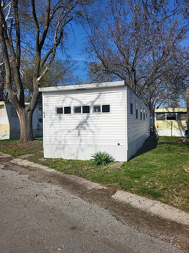 1040 Avenue Of The Cities Photo 1