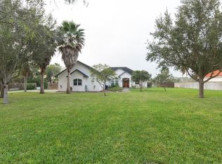39612 Palm Dr, Los Fresnos, TX 78566