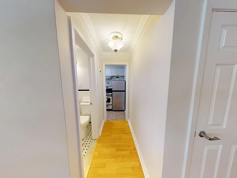 135 Maclaren St — Photo 21