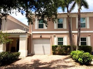 5405 Cove Cir #115, Naples, FL 34119