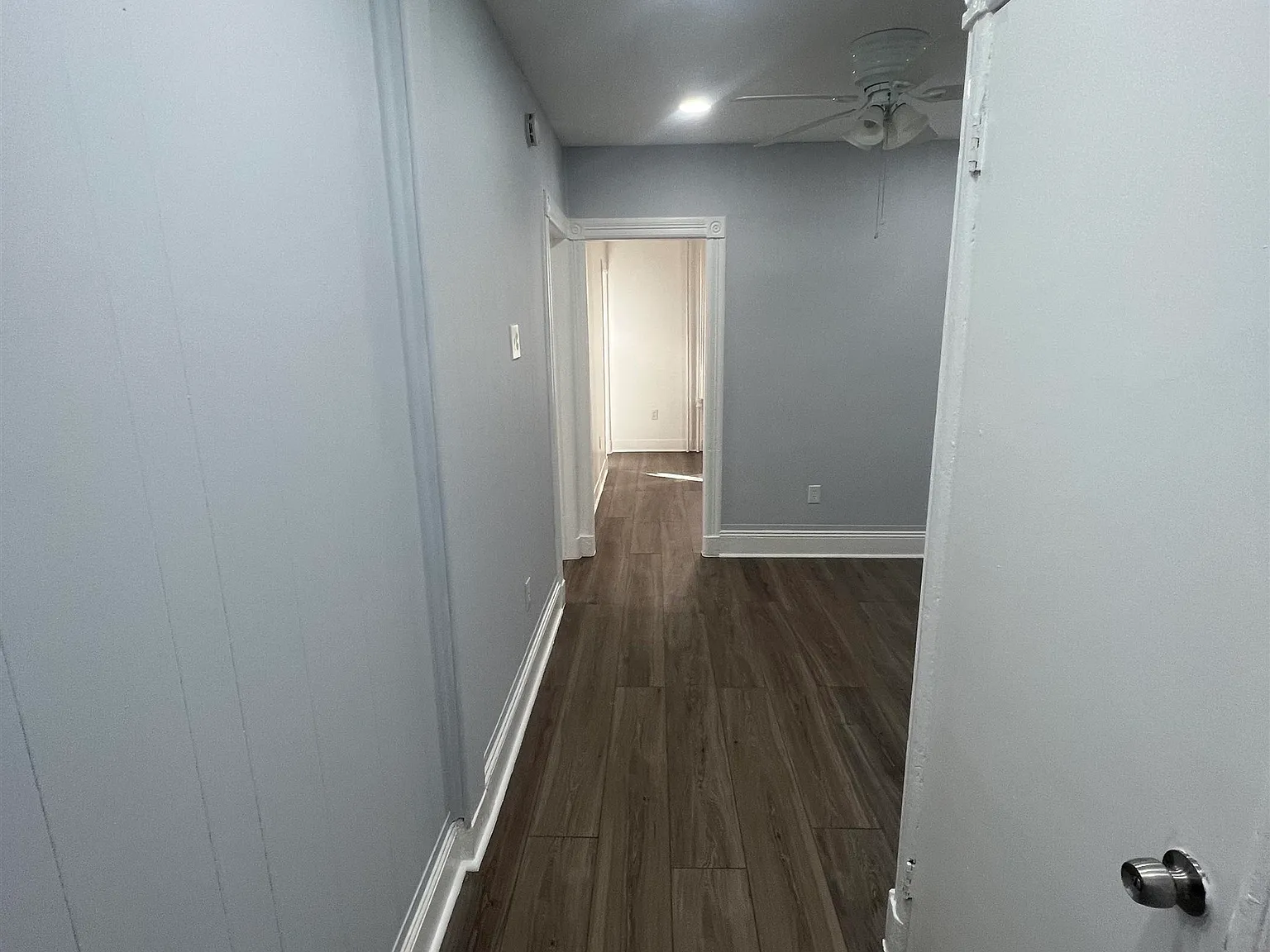 2 bed, 1.0 bath, 500 sqft, $2,300 — Photo 3