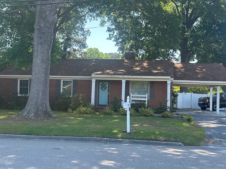 1111 Cedar Ln — Photo 12