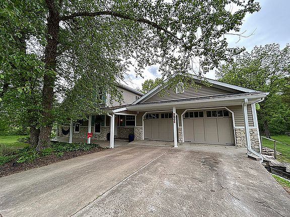 2nd image of 4900 E Eagle Ridge Rd