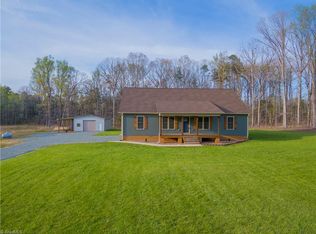 685 Dogwood Rd, Denton, NC 27239