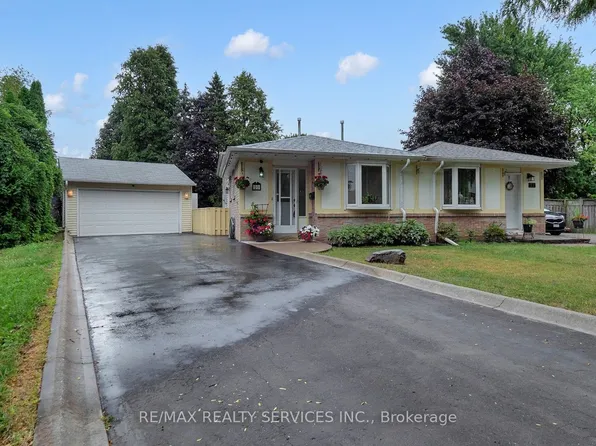 10 Minton Pl, Brampton, ON L6S 2S7