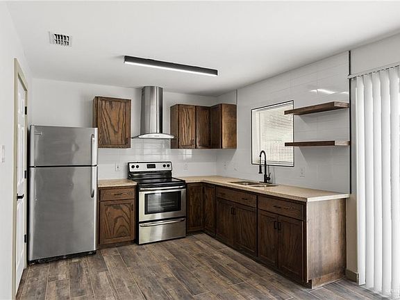 5th image of 3501 Yucca Ave