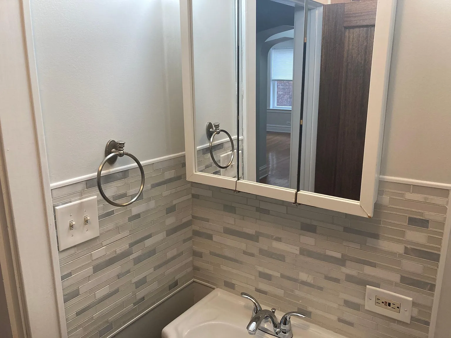 1 bed, 750 sqft, $1,495 — Photo 4