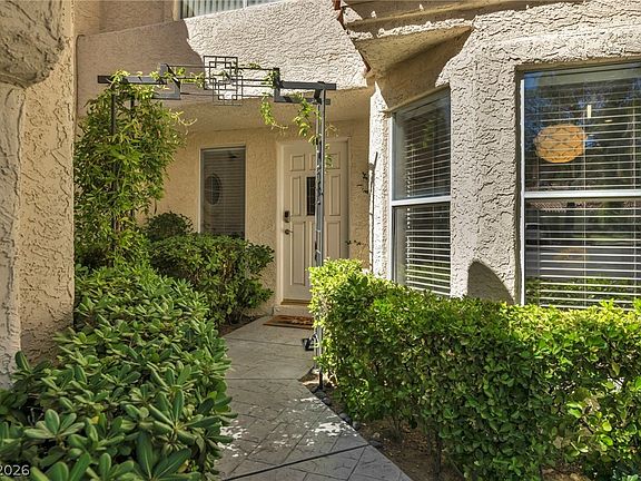 3rd image of 6954 Emerald Springs Ln
