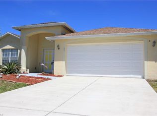 23 NW 29th Ter, Cape Coral, FL 33993
