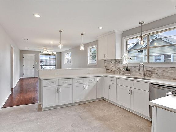 5th image of 4106-08 Magnolia St