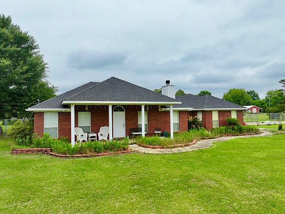 5th image of 160 Club Wiley Rd
