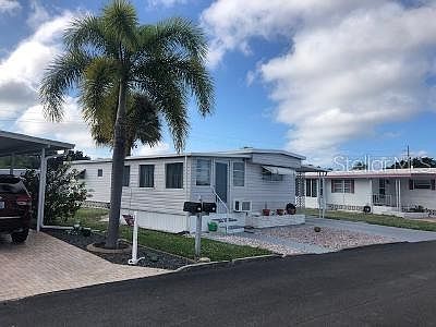 2nd image of 715 Locarno Dr