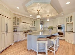 151 Birch Ln W, Wayzata, MN 55391